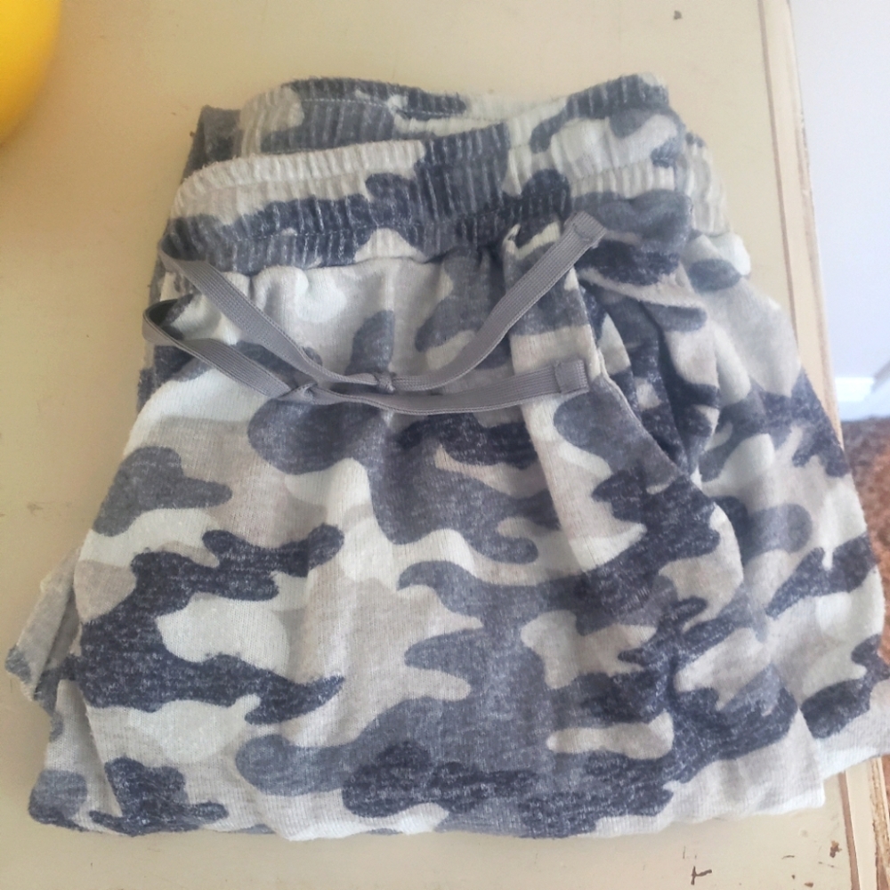 Zyia boyfriend sweats